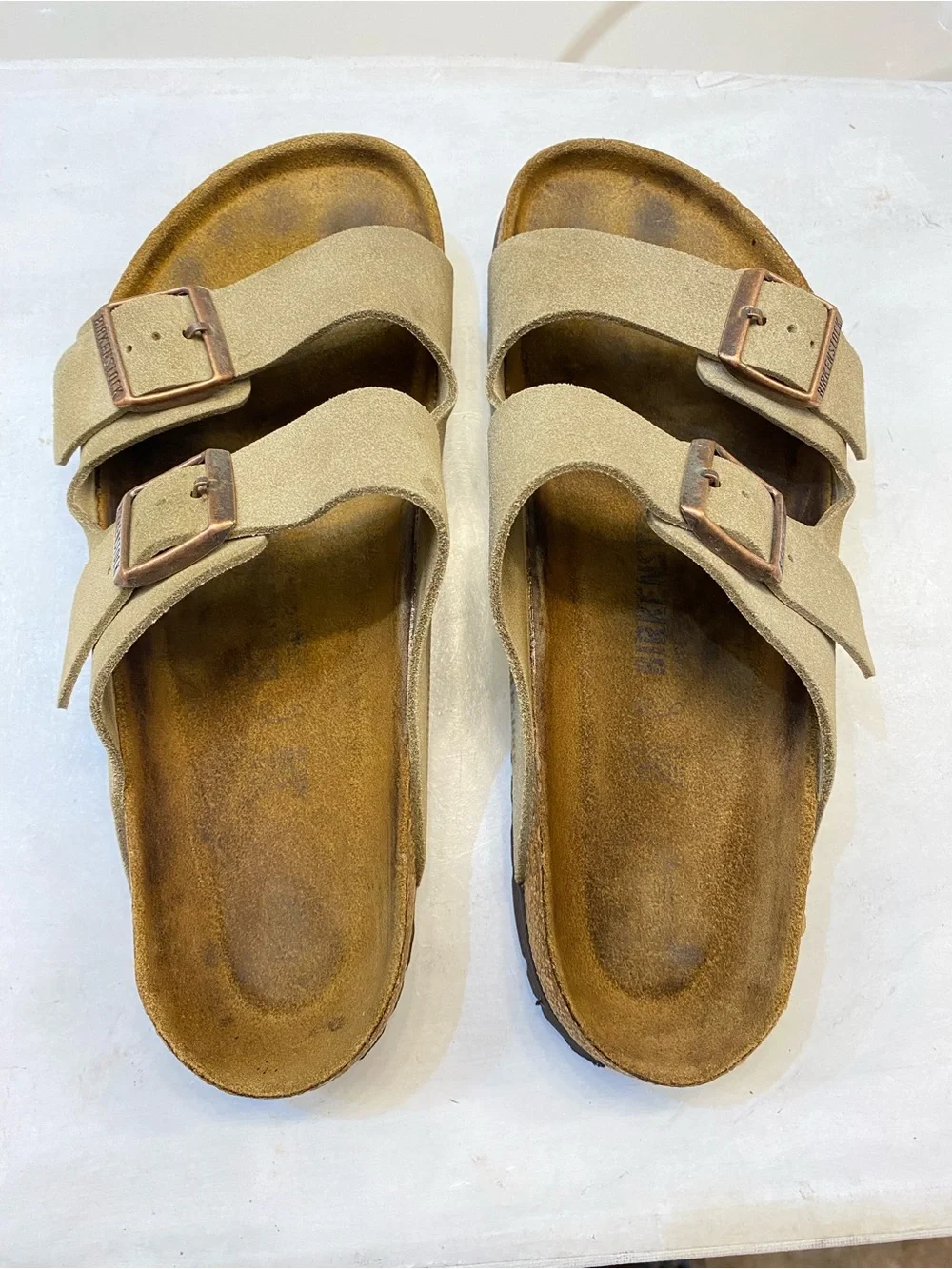 Birkenstock Arizona Size 42. Women Size 11, Men’s Size 9 good condition